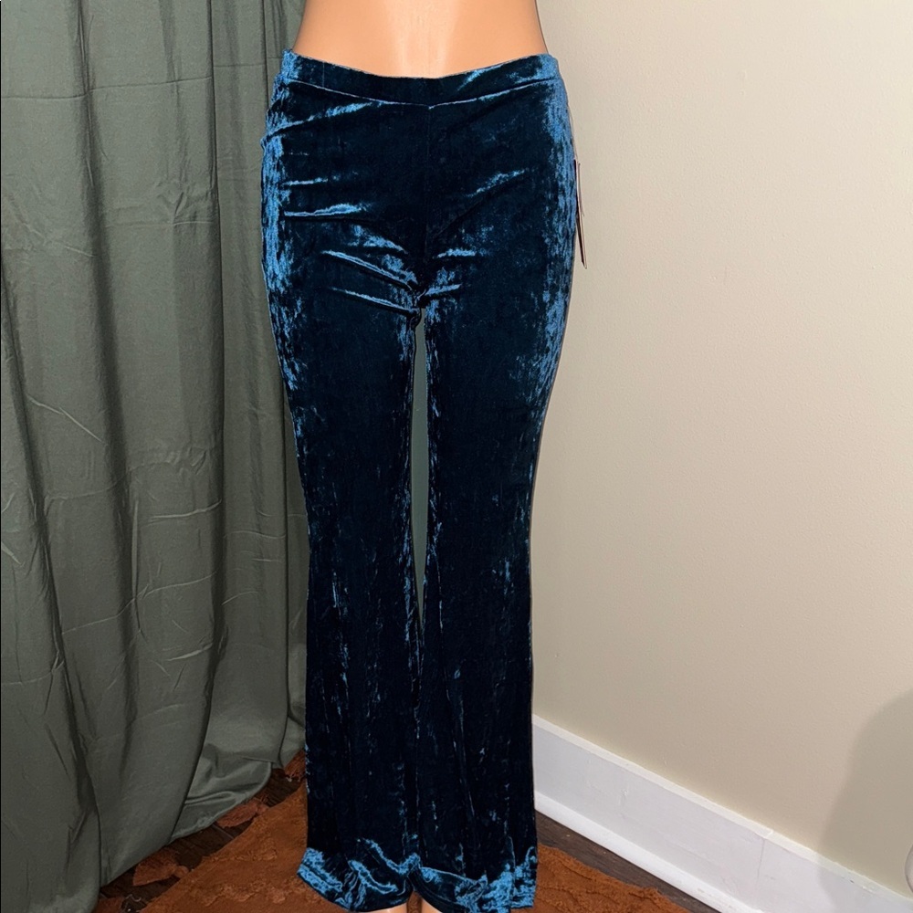 Hot Kiss Teal Crushed Velvet Flare Pants | Size Large
